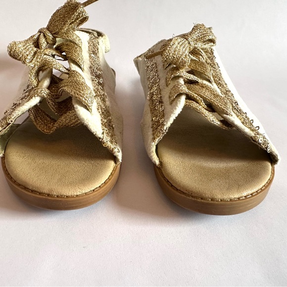 Joyfolie Tessa lace up sandals with Gold accents Size Y4 - Picture 6 of 15